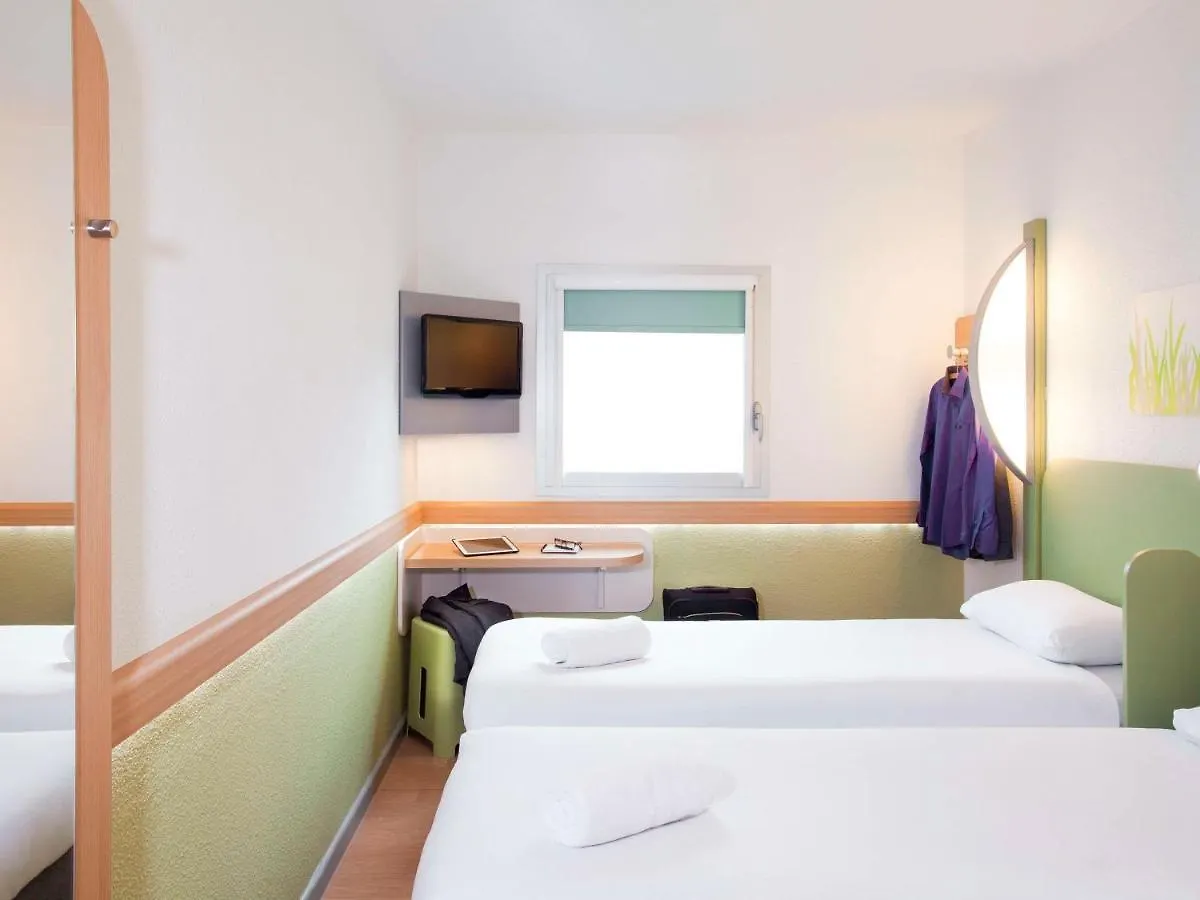 Ibis Budget London Hounslow Hotel