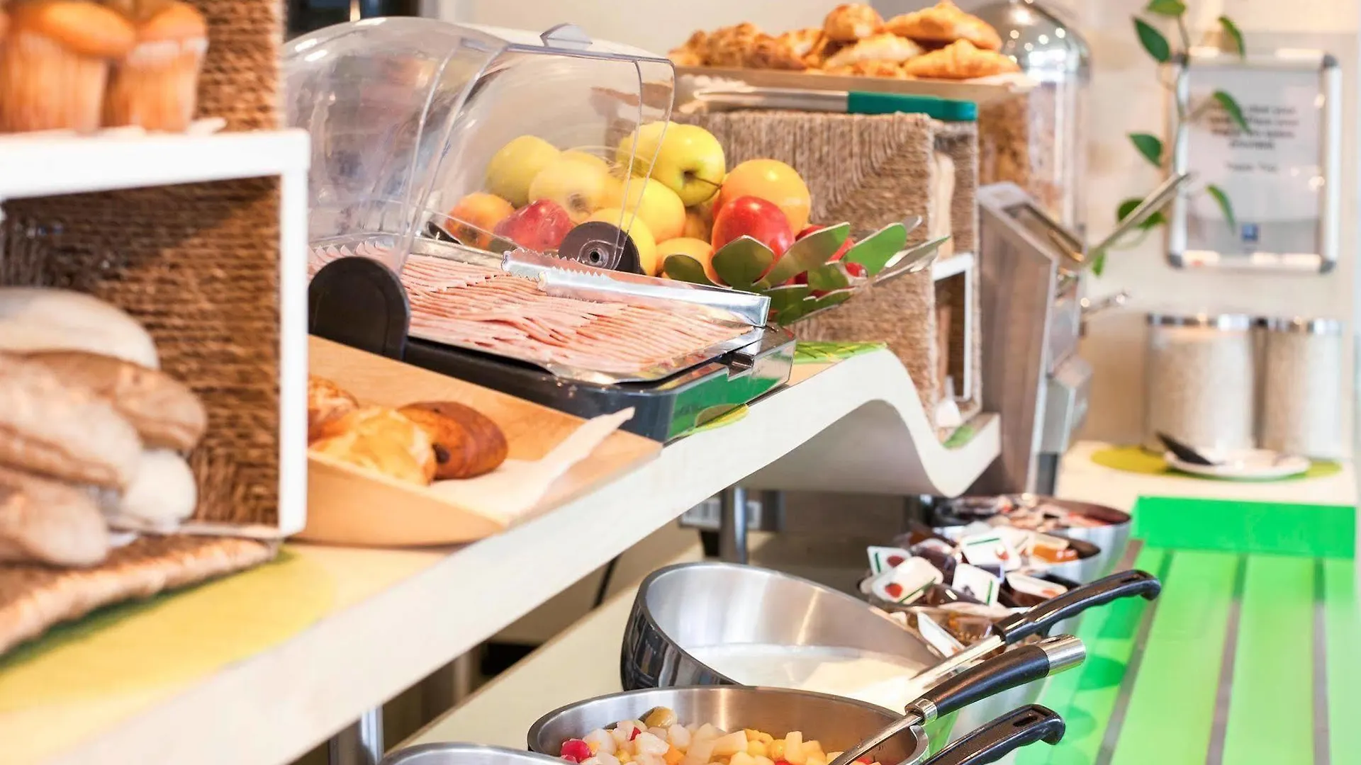 Ibis Budget London Hounslow Hotel