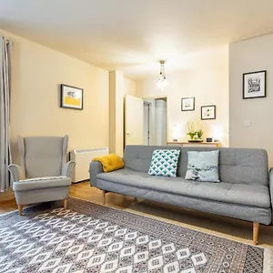 https://calvin-street-converted-warehouse.cambridgehotelsuk.com