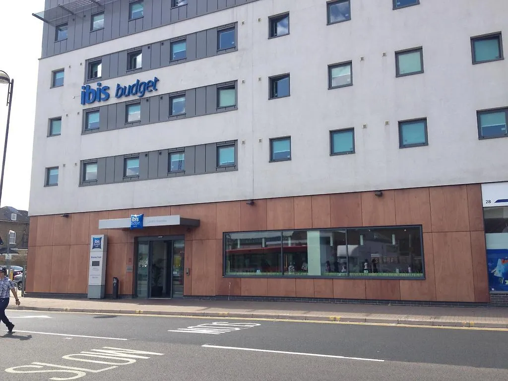 Ibis Budget London Hounslow Hotel
